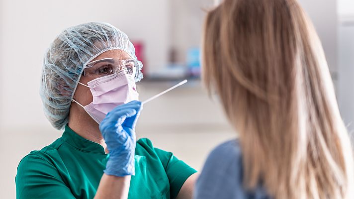 Telediario 1 - EE.UU. vincula el origen de la COVID-19 con un laboratorio chino