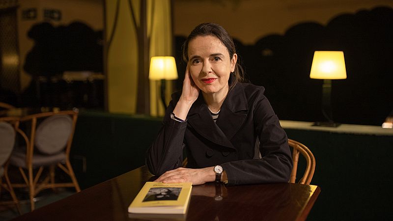 Página Dos - Amélie Nothomb y Alejandra Parejo - ver ahora