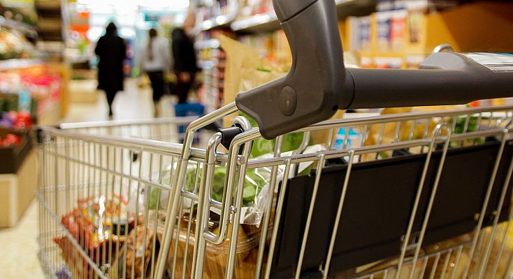 Hablando claro - Eduardo Moyano, experto en cadena alimentaria: "Vamos a tener una inflación en torno al 8 % unos meses más"