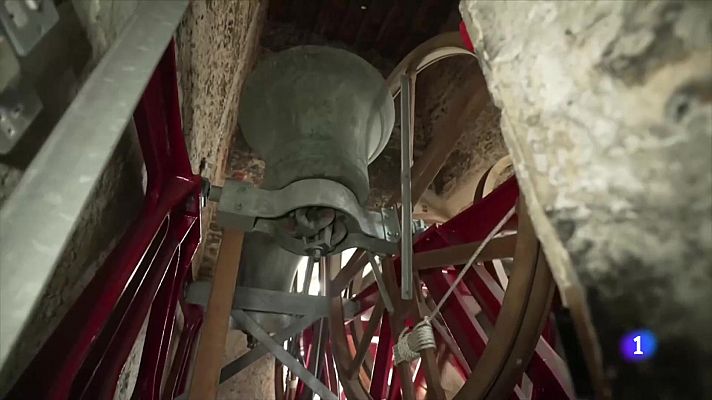 Telediario 1 - Los campaneros de Inglaterra entrenan para la coronación del rey Carlos III