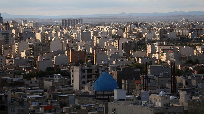 Investigan en Irán ataques con gas en las escuelas femeninas