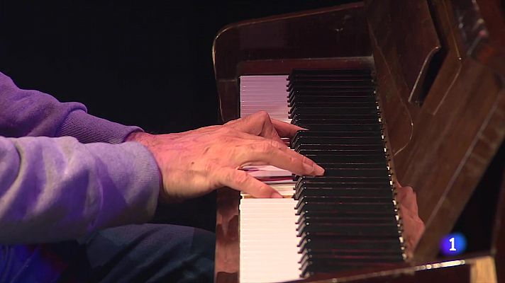 Telediario 1 - Héctor Alterio vuelve a los escenarios para recitar a León Felipe