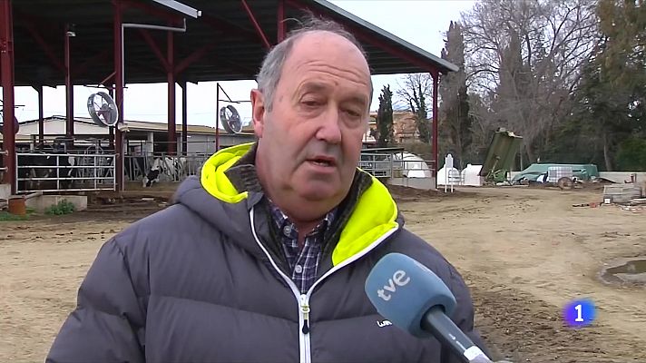 L'Informatiu - Els pagesos que s'abasteixen del riu Muga, preocupats per les restriccions d'aigua