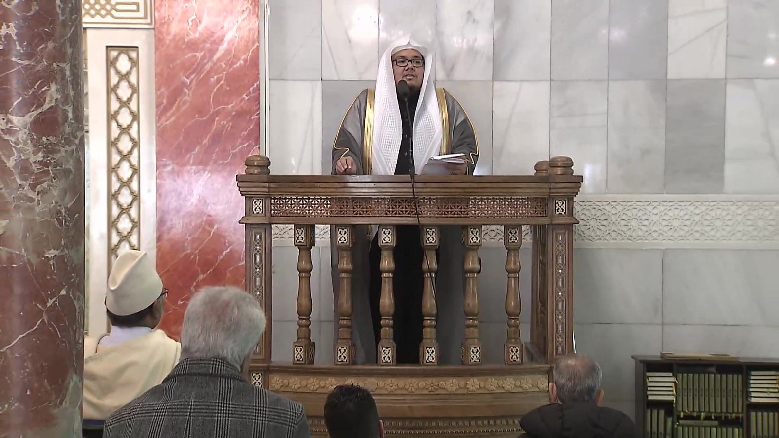 Medina en TVE - Un viernes en la mezquita M30 de Madrid - ver ahora