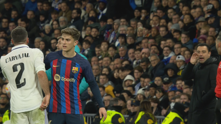  - De la tensión durante el partido al abrazo final entre Xavi y Carvajal