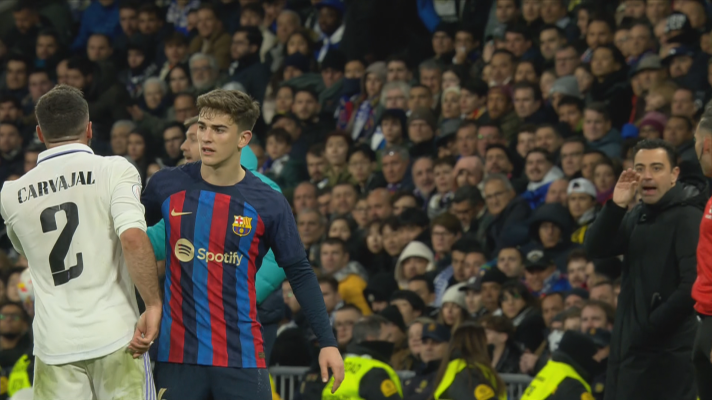  - De la tensión durante el partido al abrazo final entre Xavi y Carvajal