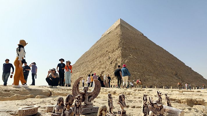 Hallan un túnel oculto en la Gran Pirámide de Keops