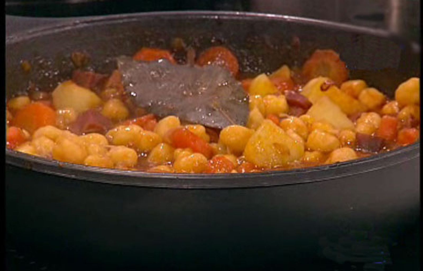 Saber cocinar - Garbanzos con mejillones - RTVE Cocina | Ver
