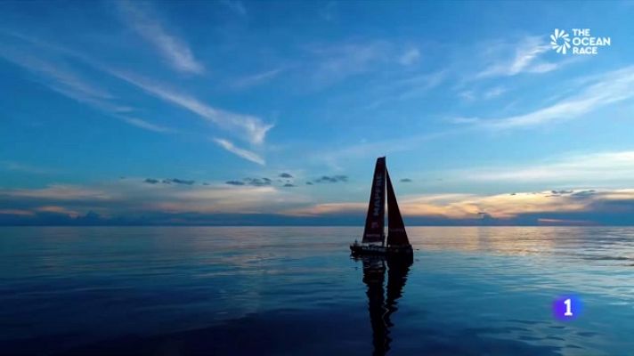 Telediario 1 - Un barco-laboratorio en la Ocean Race estudiará la salud de los océanos