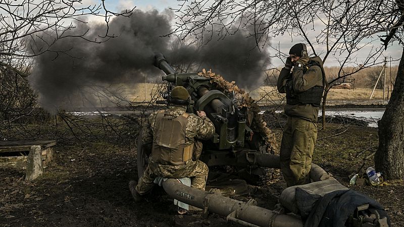 Las fuerzas ucranianas se resisten a perder la ciudad clave de Bajmut