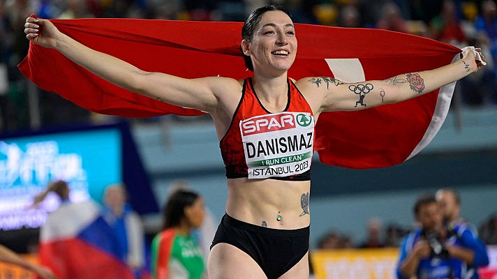 Danismaz sorprende en triple salto y alegra a Turquía