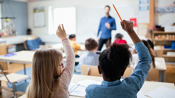 Menos de un 10% de los referentes culturales y científicos en los libros de instituto son mujeres