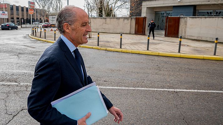 Telediario 1 - Camps atribuye a la dirección nacional del PP la idea de contratar a las empresas relacionadas con la trama Gürtel