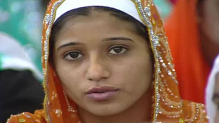 Dones peruanes, Càritas, Prisba, la festa Baixaki dels Singh