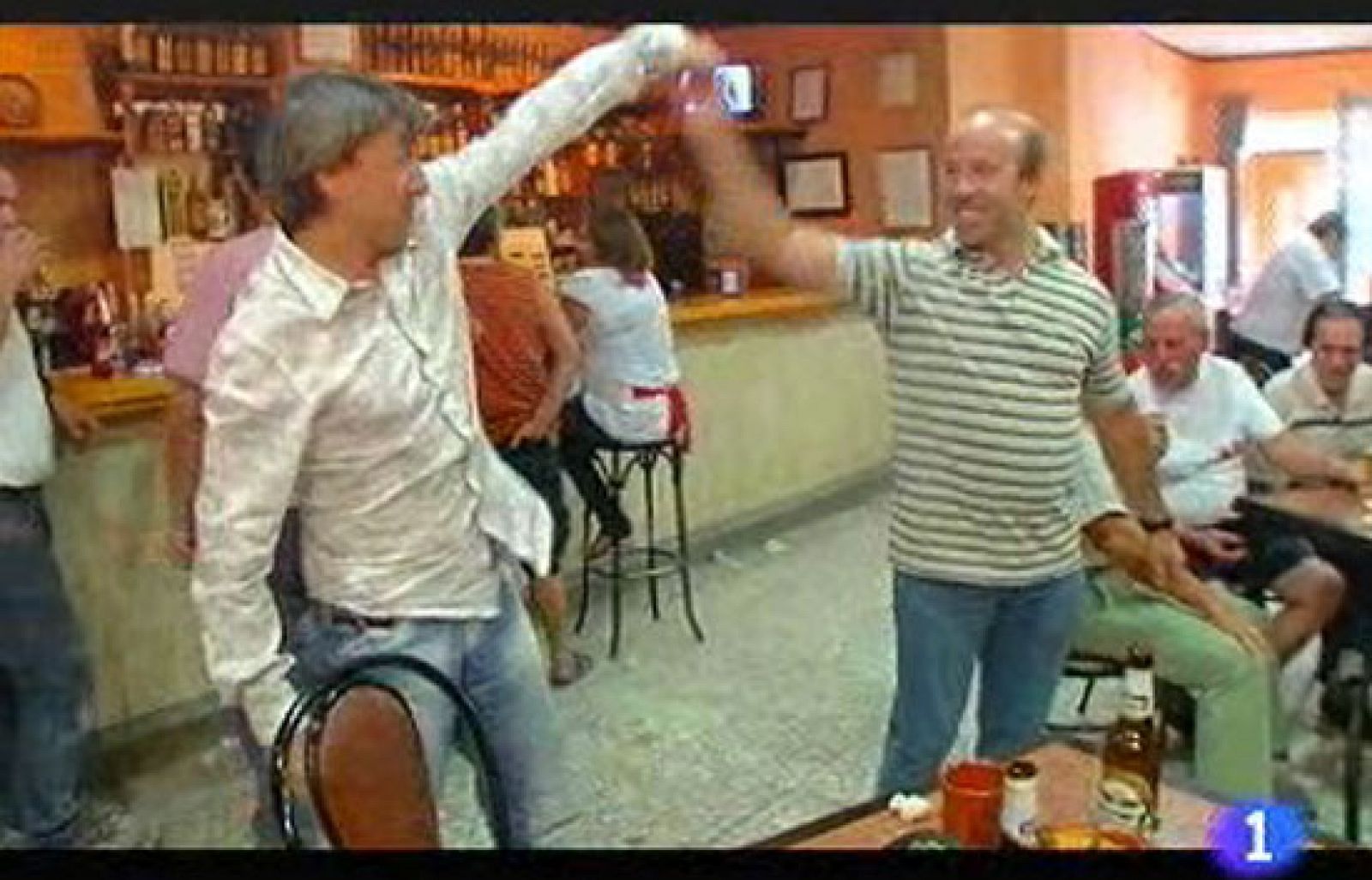 Breakdance en el bar del pueblo