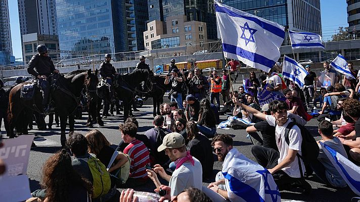 Manifestantes contra Netanyahu bloquean el aeropuerto