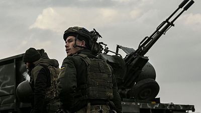 El gobierno ucraniano continúa enviando refuerzos a Bajmut en un intento por frenar la ofensiva rusa