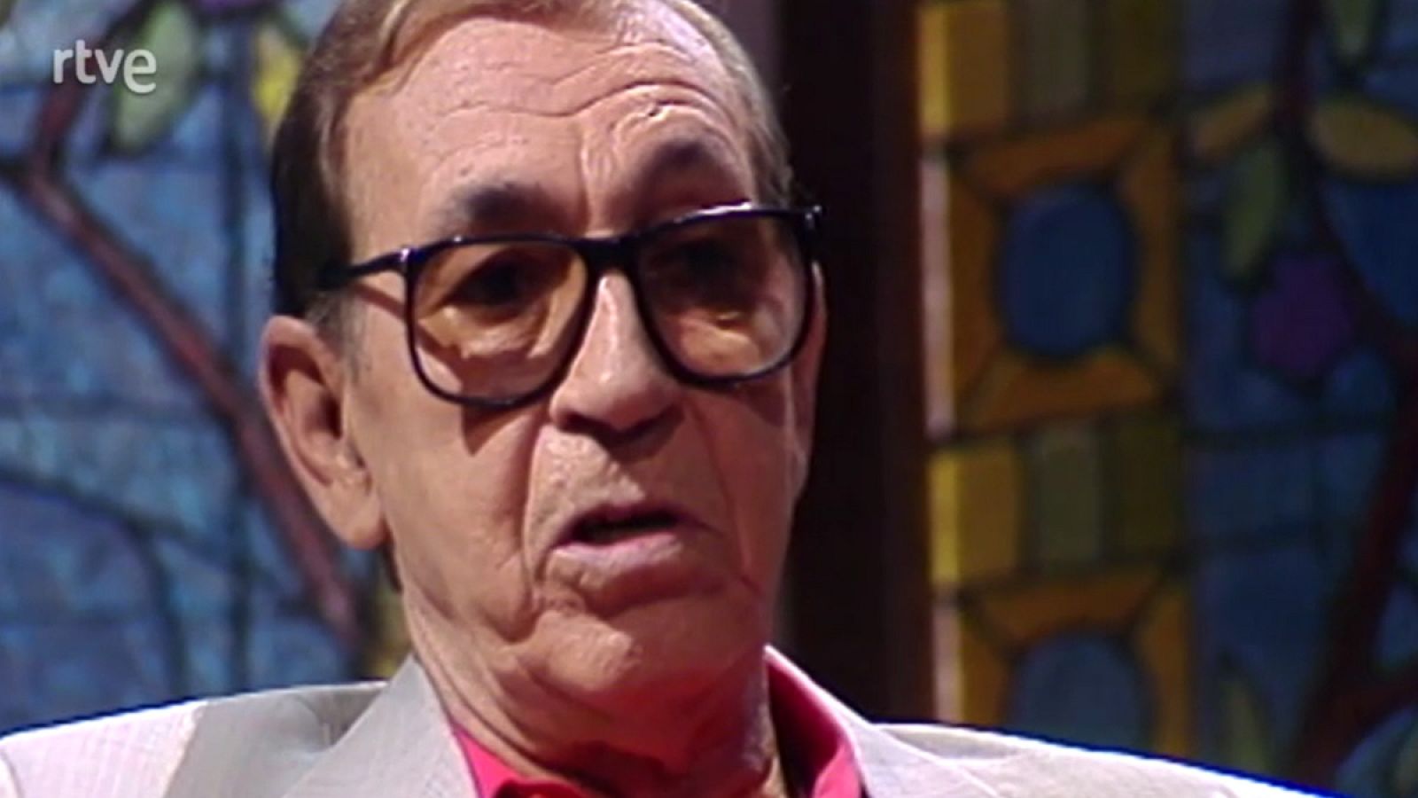 Cerca de ti - Gila - Cerca de ti (Biografía) | Ver