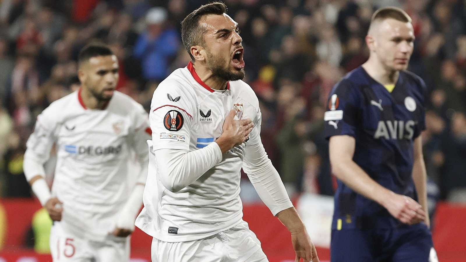 Europa League: el Sevilla golpea dos veces al Fenerbahçe