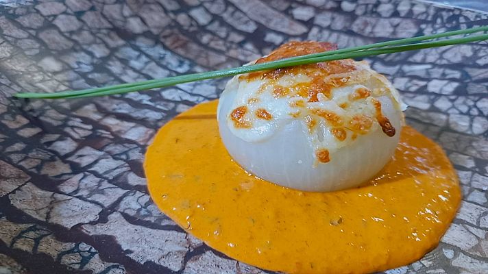 Saber vivir - Cebolla rellena de ave y pistacho de Sergio Fernán