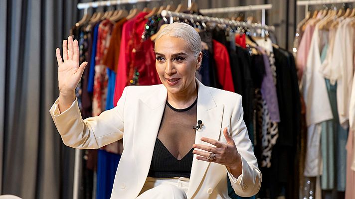 Plano general - Mónica Naranjo