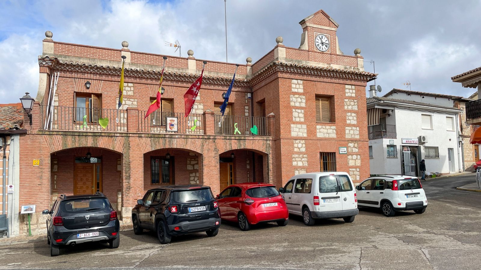 Valdepiélagos, un pueblo sin partidos