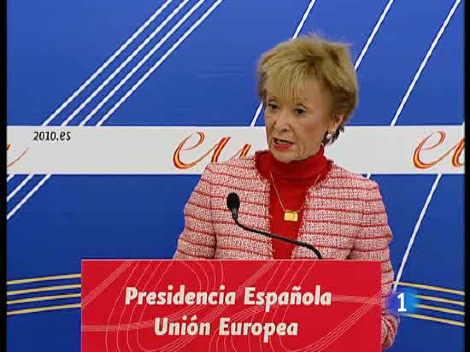 El Gobierno la atribuye a un problema de agenda y Mariano Rajoy dice que espera que Rodríguez Zapatero arregle este asunto. 