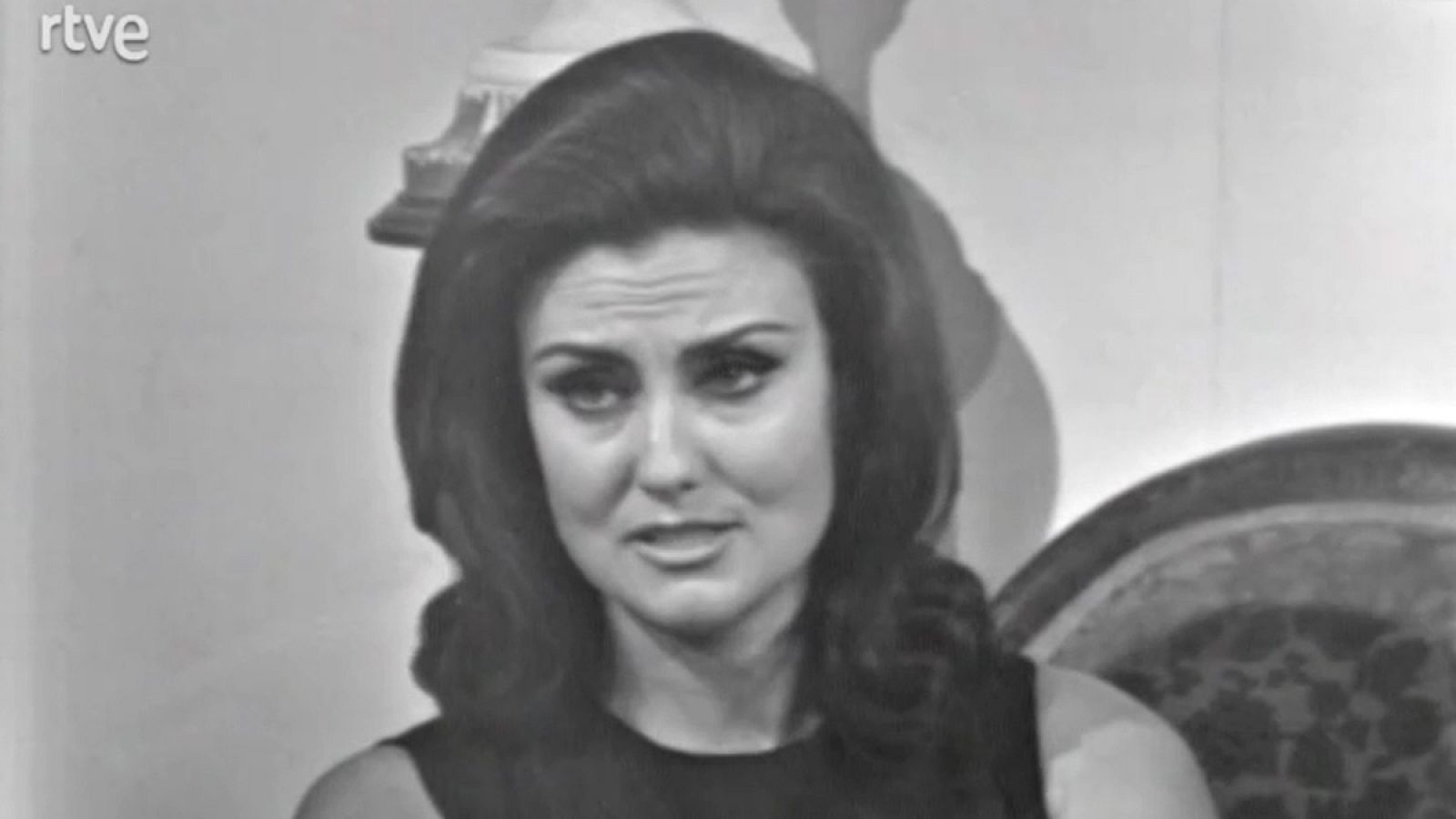 Estudio 1 - El viejo y las niñas - Estudio 1 | Ver