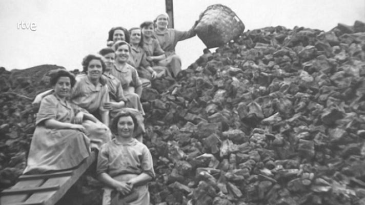 Una exposición que recupera la presencia de las mujeres en la minería