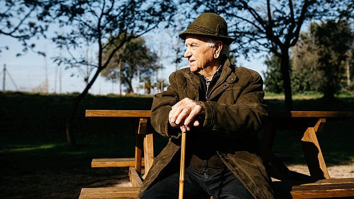 Telediario 1 - La reforma de las pensiones divide a agentes sociales y partidos