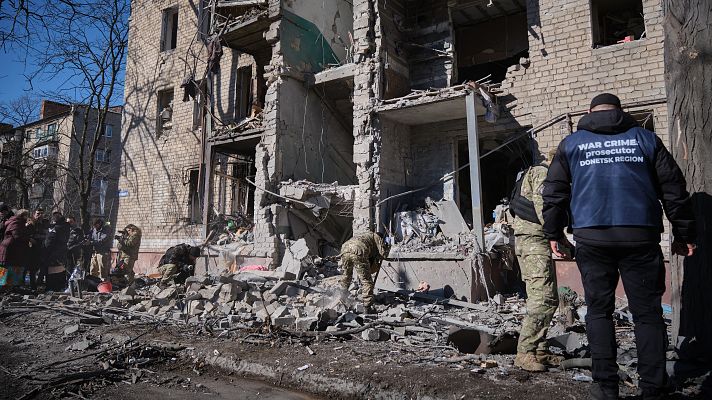 Telediario 1 - Un civil muerto en Kramatorsk tras un nuevo ataque ruso contra viviendas