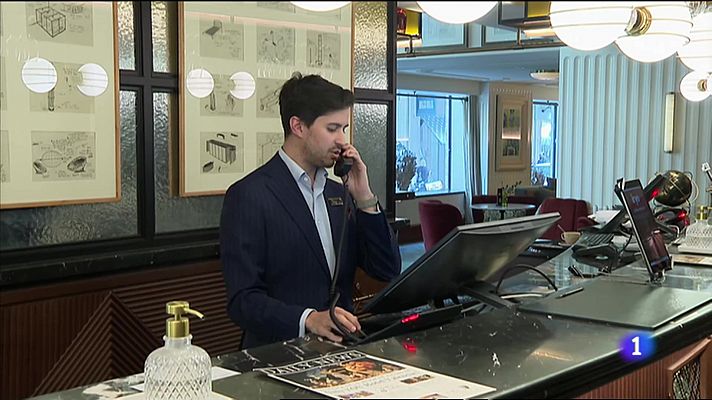 L'informatiu - Comunitat Valenciana - València fregarà el ple als hotels durant el cap de setmana