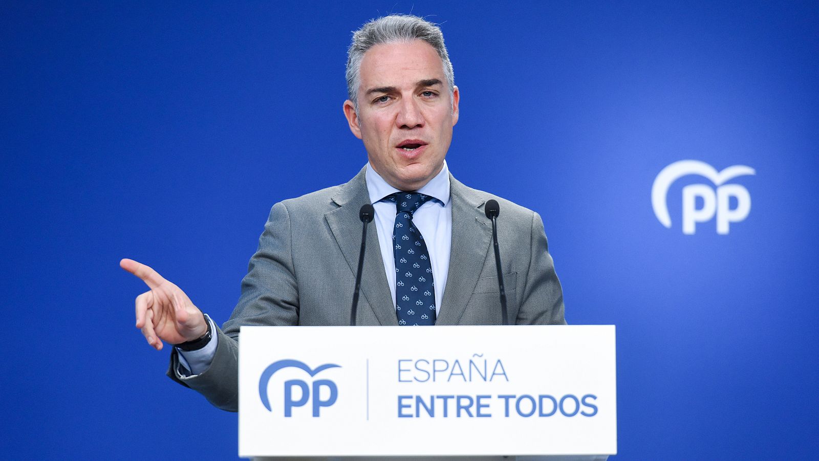 El PP pide al Gobierno "reforzar" los mecanismos de supervisión bancaria