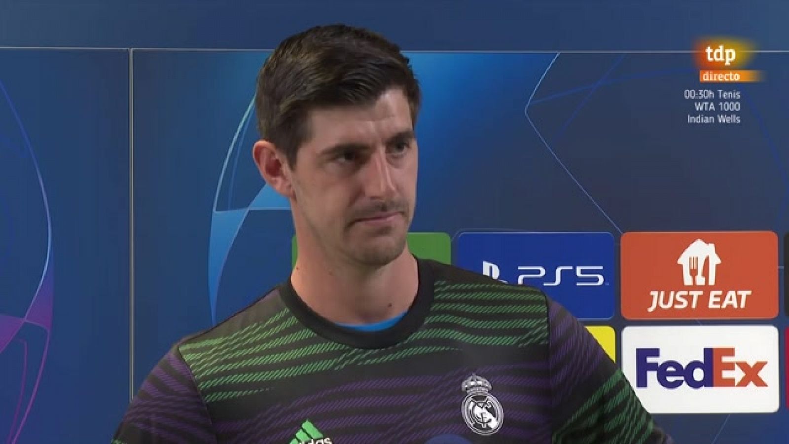 Courtois, sobre el árbitro Hernández Hernández: "Ayer llamó desde el VAR por una mano y hace dos años no nos pitó otra"