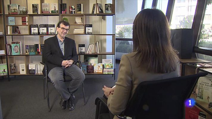 Telediario 2 - Javier Cercas presenta 'No callar', un libro en el que recopila sus crónicas y artículos