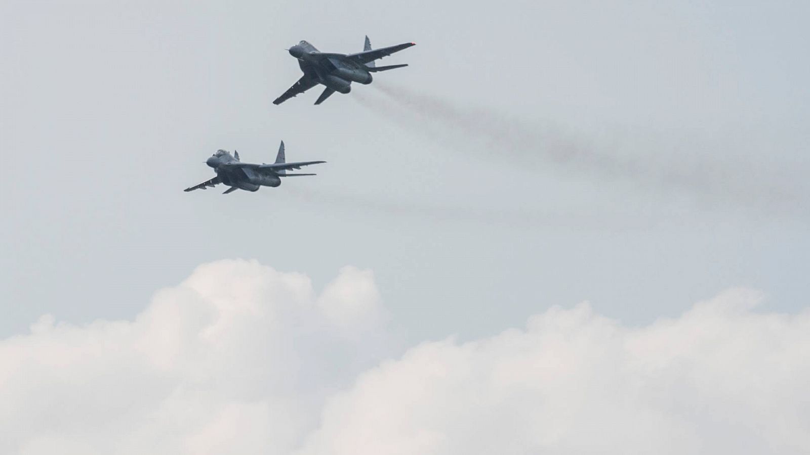 Eslovaquia se suma a Polonia y enviará aviones de combate MIG a Ucrania