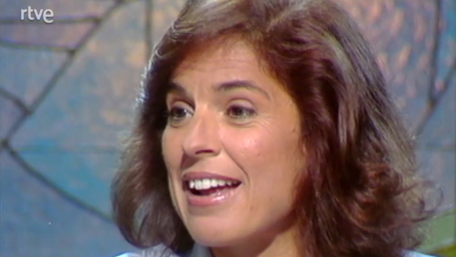 Cerca de ti - Ana Botella - Cerca de ti (Biografía) | Ver