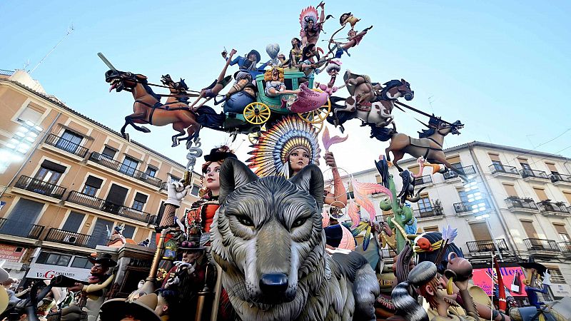 Valencia se prepara para un fin de semana de Fallas donde se prevé la llegada de miles de turistas          
