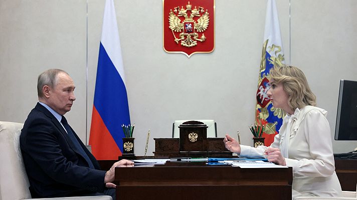 Telediario 2 - Sonia Robla (CPI), sobre la orden de arresto contra Putin: "Limita enormemente los movimientos de los acusados"