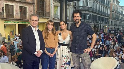 Presentación: Bajo las estrellas