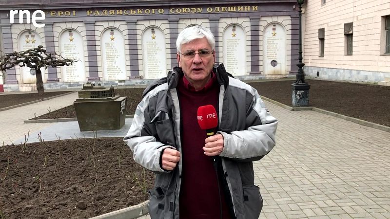 Radio 5 Actualidad - Putin visita por primera vez la región del Donbás - Escuchar ahora