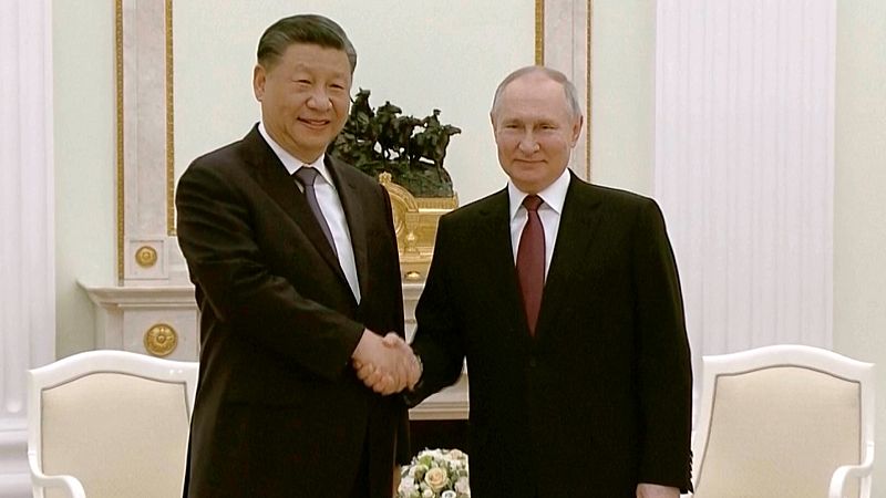Xi y Putin se reúnen en Rusia