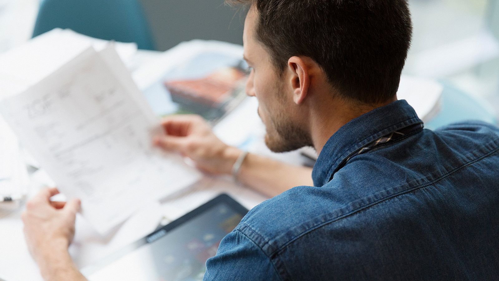 Ocho de cada 10 pacientes de cáncer se sienten discriminados a la hora de contratar una hipoteca o un seguro de salud