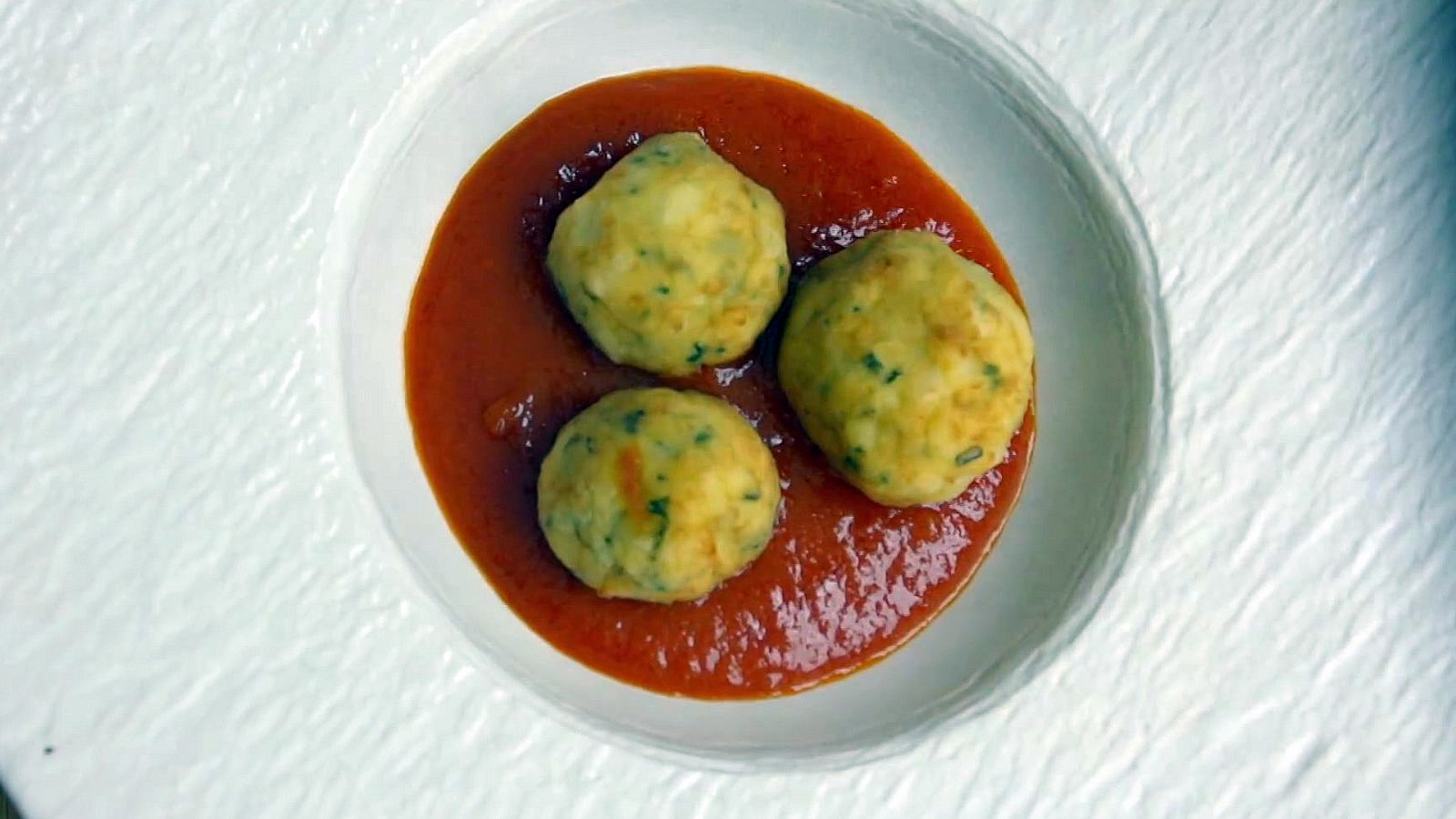 Receta de albóndigas vegetales con salsa de tomate de Aizpea Oihaneder