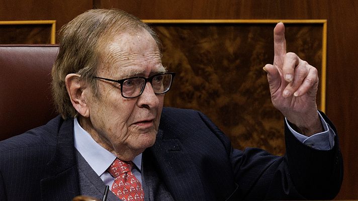 Telediario 1 - Tamames carga contra el "Gobierno Frankenstein" de Sánchez