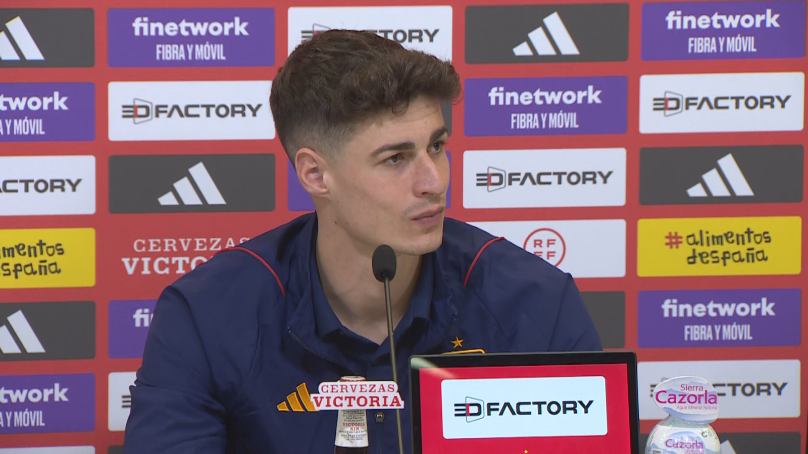 Kepa, sobre la lesión de Haaland: "Es mejor que no esté"