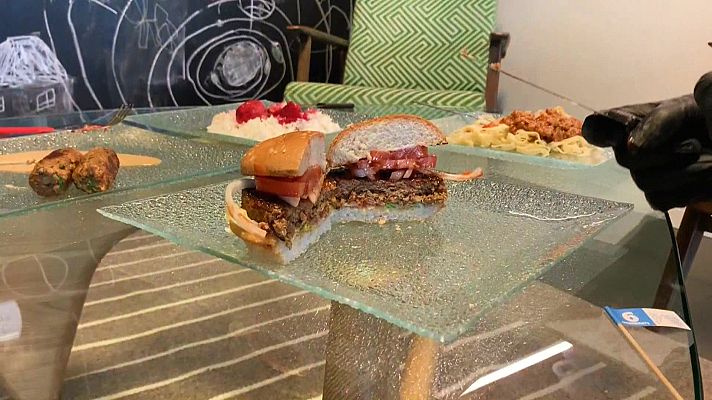 L'informatiu - Comunitat Valenciana - Un estudio revela que la mayoría de consumidores probarían la carne cultivada en laboratorio
