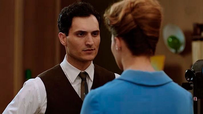 El paraíso de las señoras - El beso