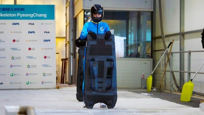 Deportes de hielo - Clara Aznar, la atleta de 16 años que está haciendo historia para el skeleton español
