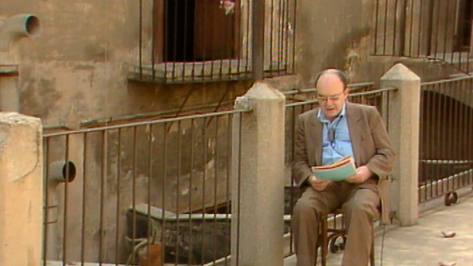 Vicent Andrés i Estellés - Crear i viure: Poetes, ara - Arxiu TVE
